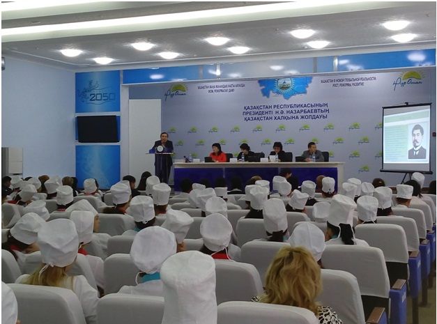 In medical college of the city of Zhezkazgan there have taken place the actions devoted to the 25 anniversary of Independence of the Republic of Kazakhstan within the Republican stocks "Youth for Traditional Values" and "25 noble causes"
